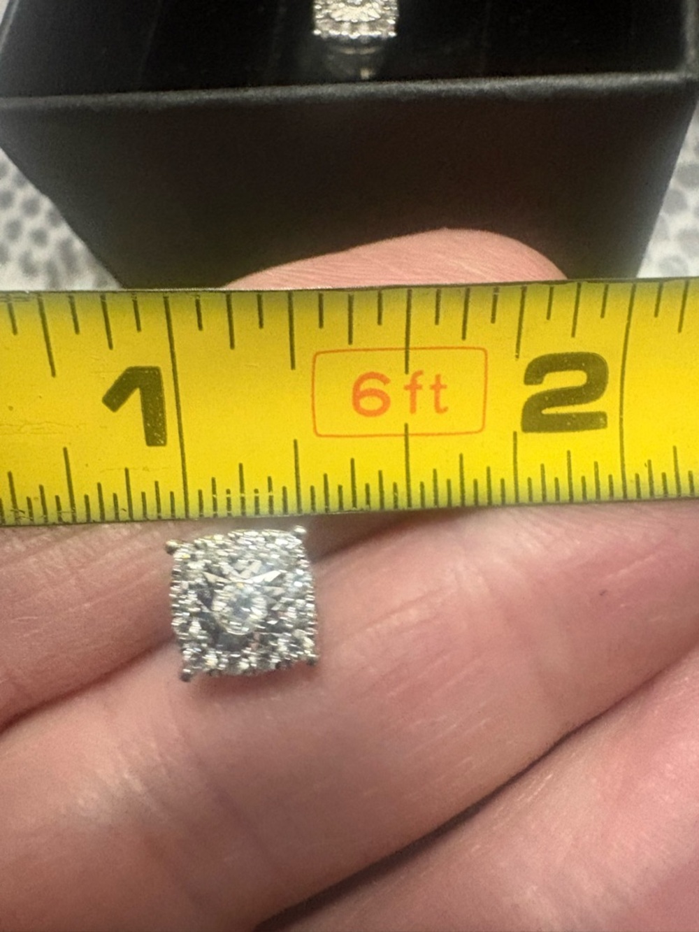 Diamond Stud Earrings 14kt gold - Picture 4 of 13
